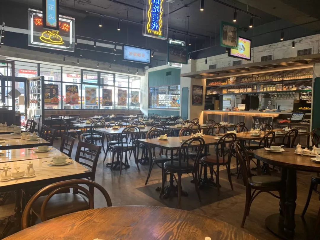 “我们都看不到头”：疫情突袭下，澳洲的华人商户关店还是死撑？