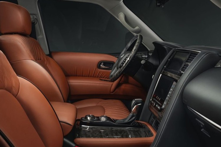 新款日产途乐海外实车更加霸气,还要啥gl8