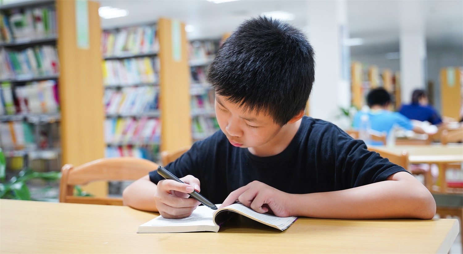 网易有道词典笔2.0体验：不到800块就请了个终身“外教”