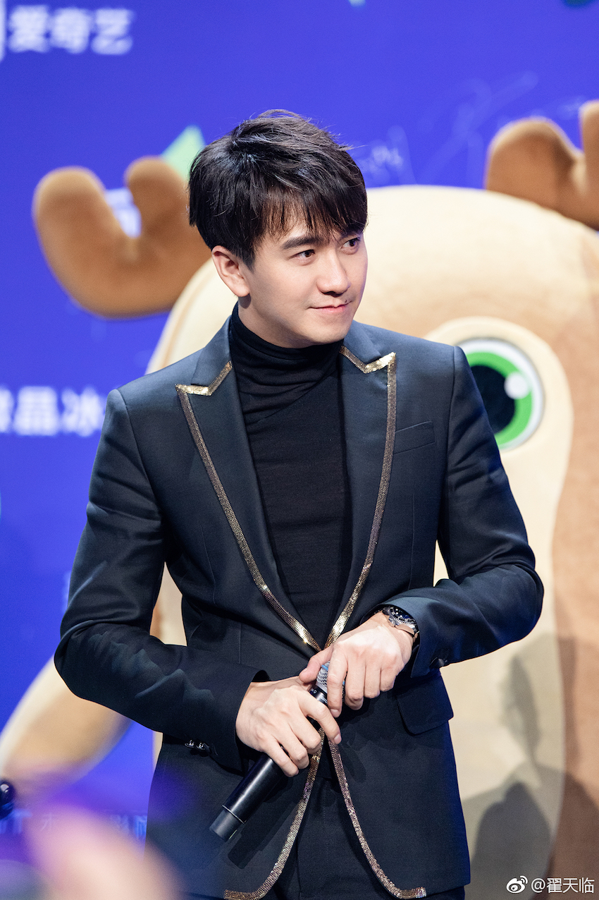 劳力士黑钢迪通拿多少g,翟天临带的表