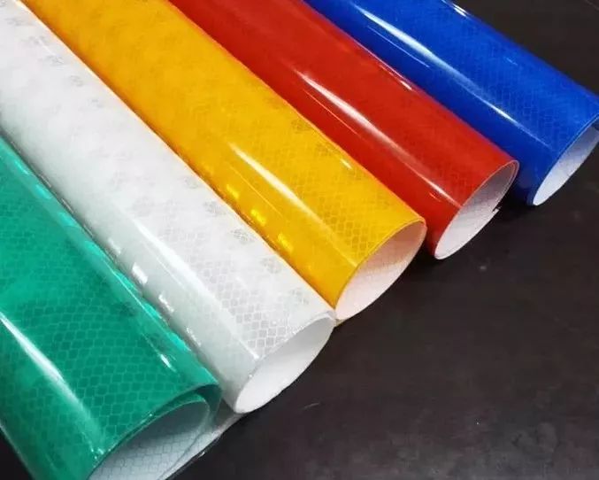 交通反光膜分类,公路反光膜等级分类标准