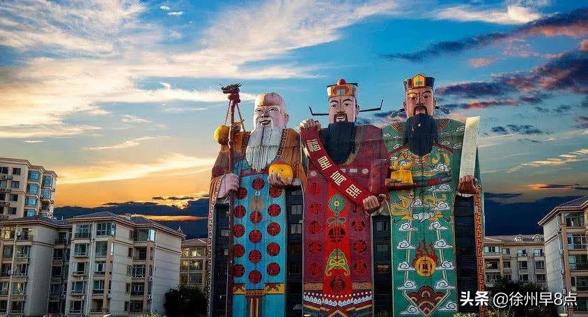 喷饭！观音有莲哪吒有家了，恒大足球场被戏称亿建莲！