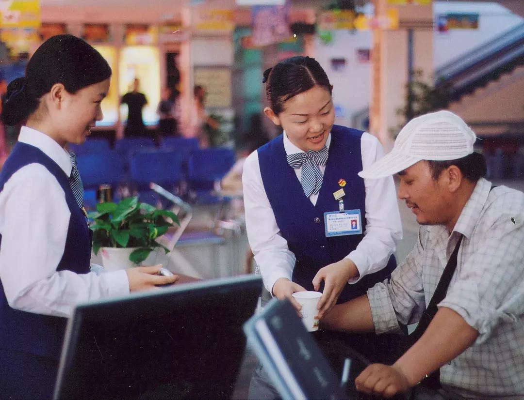 感谢有你，一起见证移动营业厅的变迁