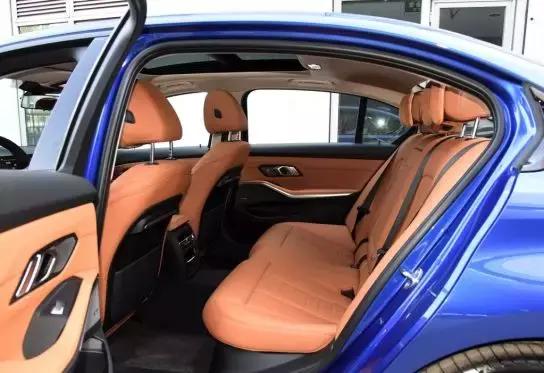 奔驰c级和宝马3系奥迪a4l怎么选,奔驰c级和宝马3系奥迪a4l哪个好