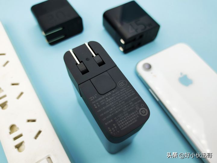 出国充电器可以带上飞机吗,出国充电必须用转换器吗