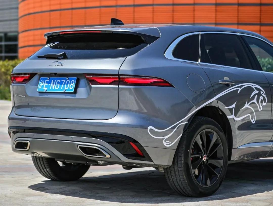 新捷豹f-pace3.0t试评,捷豹f-pace英伦绿