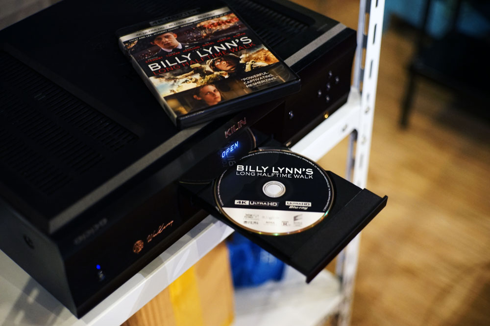 没埋线也能玩家庭影院！FIBBRCrystal系列光纤HDMI线试用报告