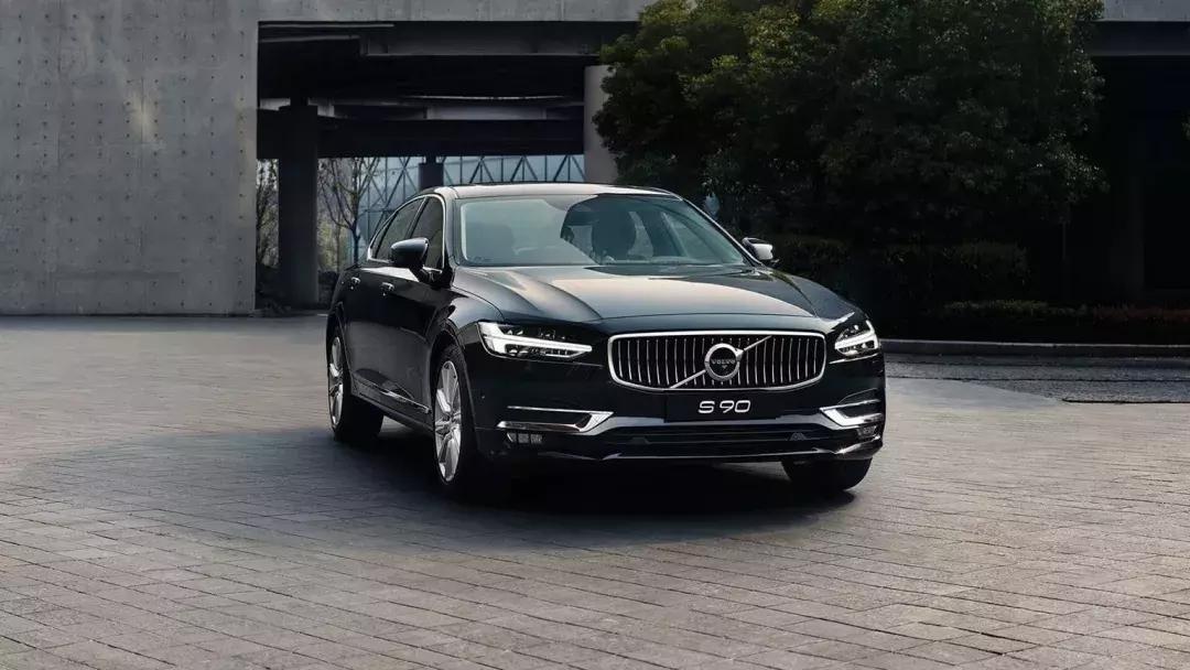 试驾沃尔沃s90t8评测视频,试驾沃尔沃s90