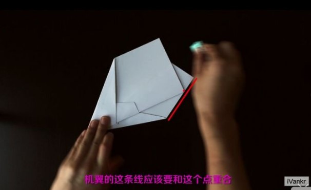 纸飞机为什么是哈口气,纸飞机哈气声音