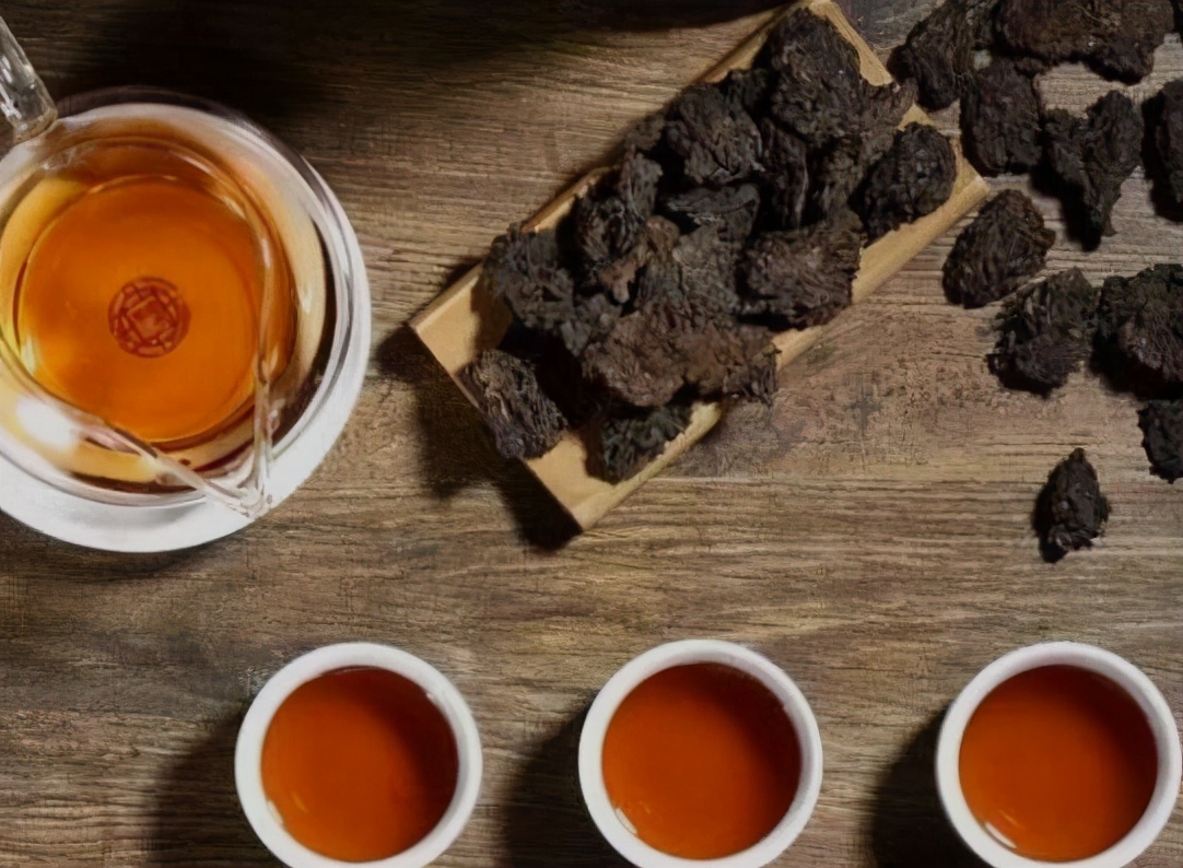 秋季天气干燥应喝什么茶,秋季干燥喝什么茶对身体好