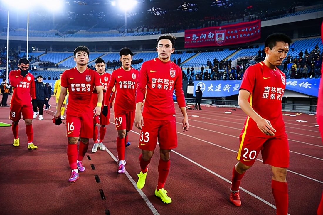 陈洋亚泰最新消息,上海双雄火力足亚泰换帅终取胜