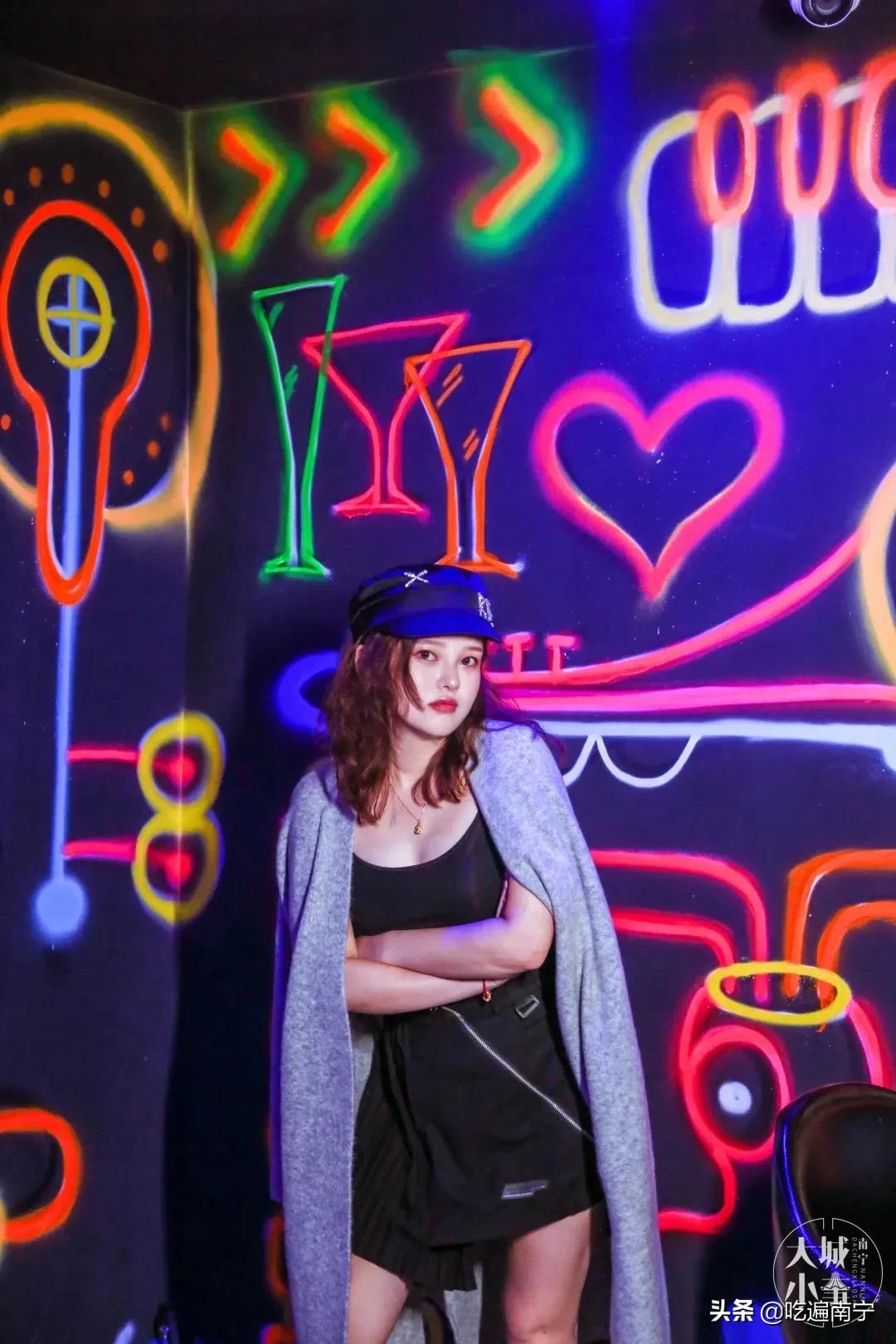 今晚约？世界冠军在广艺对面开HIPPOP酒吧！超SWAG