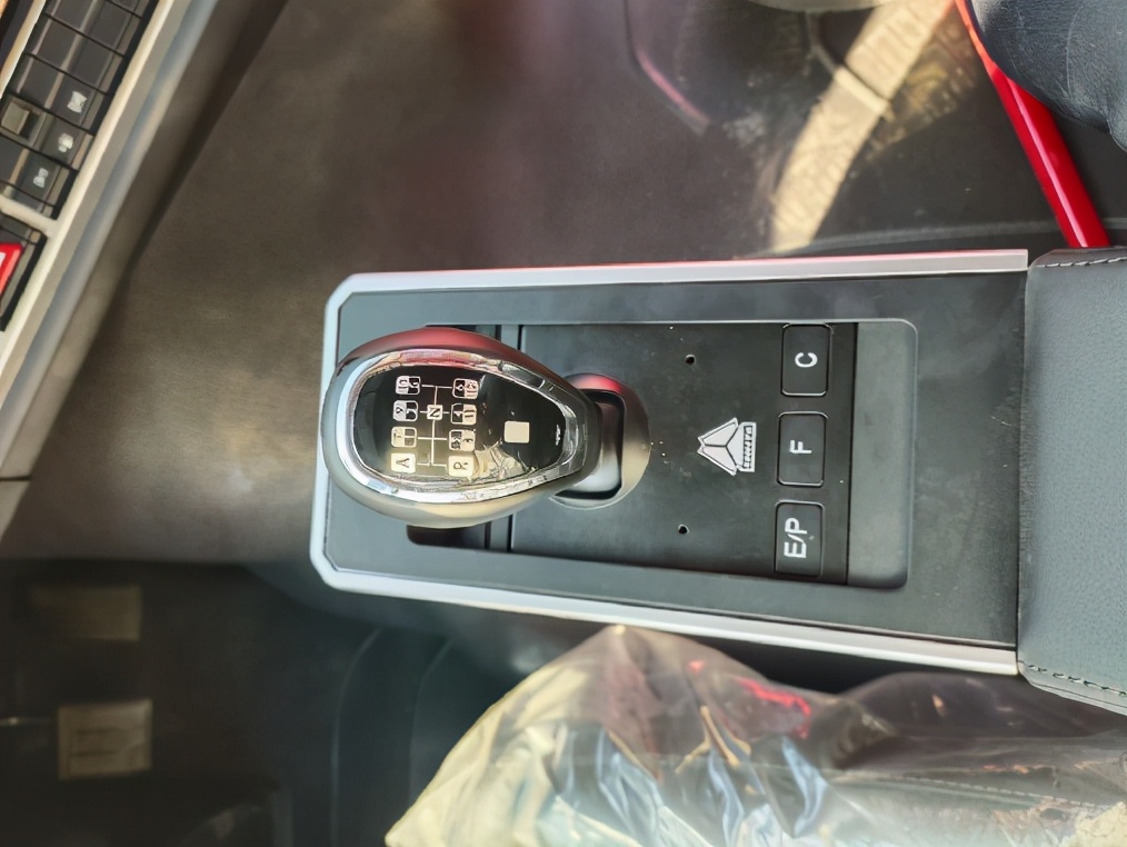 中国重汽豪沃t7h9.6米460马力,中国重汽豪沃t7h自卸车