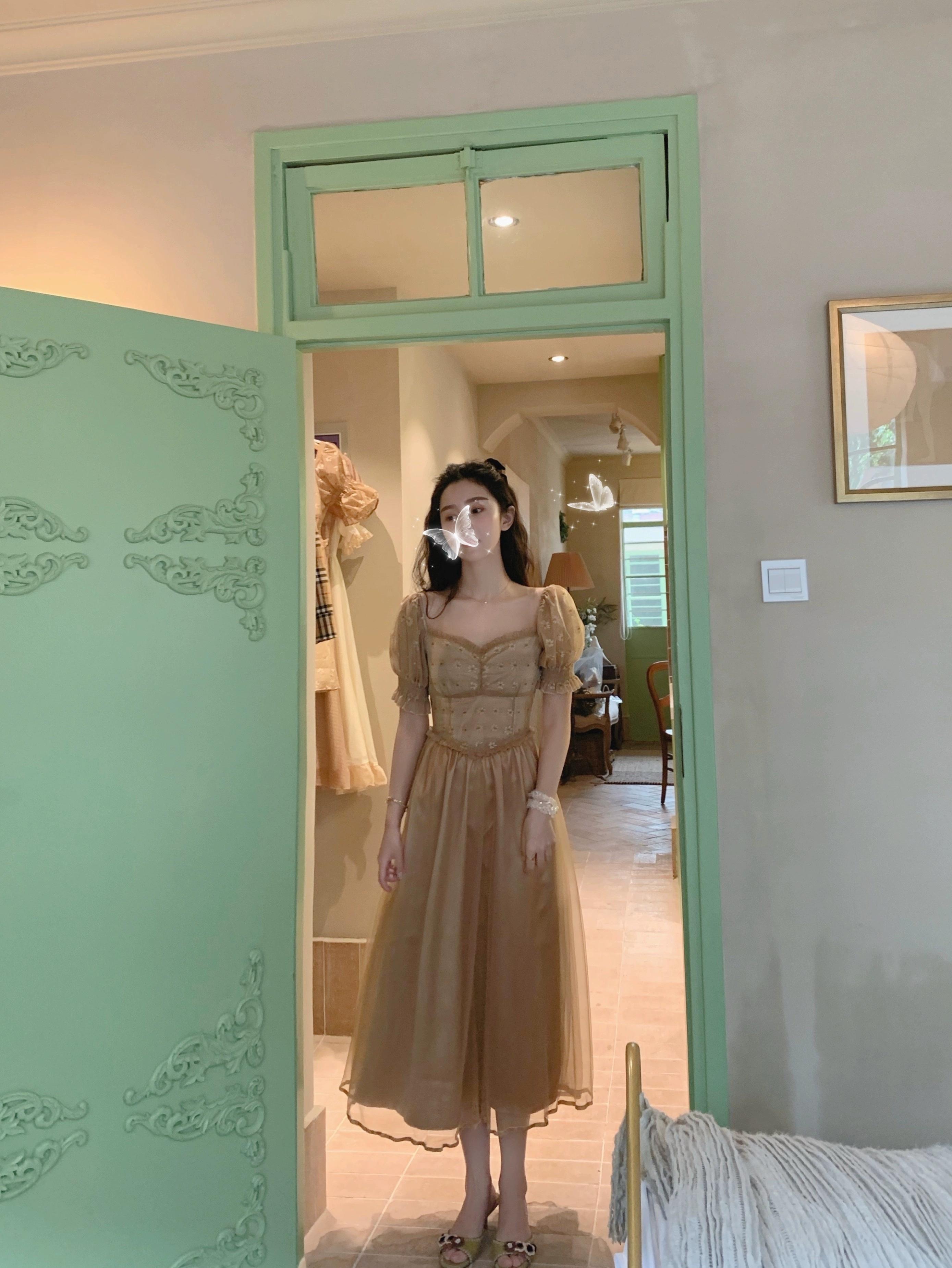 迪士尼联名甜美泡泡袖公主连衣裙,迪士尼泡泡袖连衣裙白色