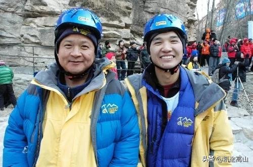 那一年，他们滑坠到人生的谷底：两名登山者和两部电影