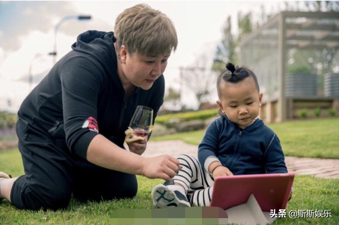 朋友请听好易烊千玺和周震南谁高,朋友请听好易烊千玺周震南张颜齐