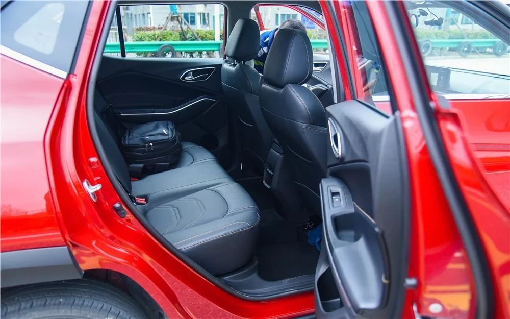 试驾新款江淮瑞风s4,瑞风s4试驾视频室内