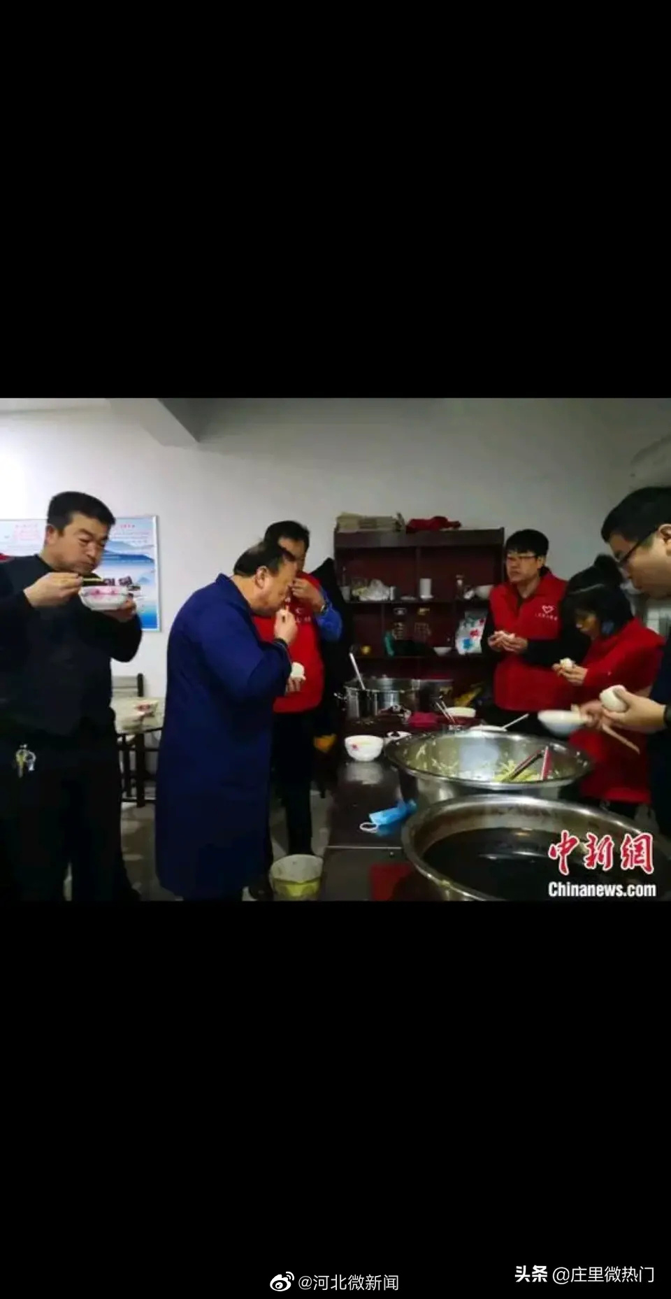 寒冷的冬天更需要一碗暖心的好粥,寒冬里来碗暖暖的粥暖胃暖心