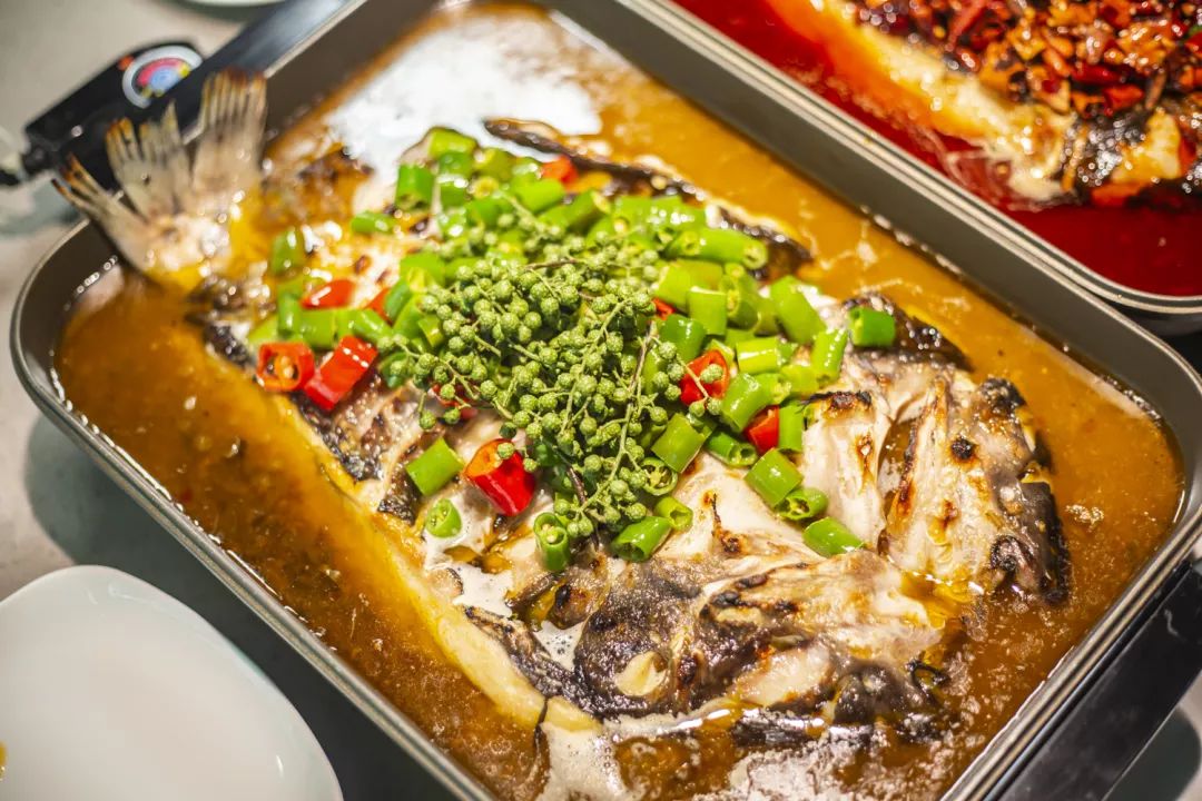 徐州第一高楼里排队不止哥老官！前5家店你可能都没吃过...