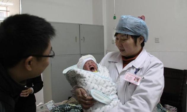 为啥给孩子取名字,为什么给孩子取名不能用天