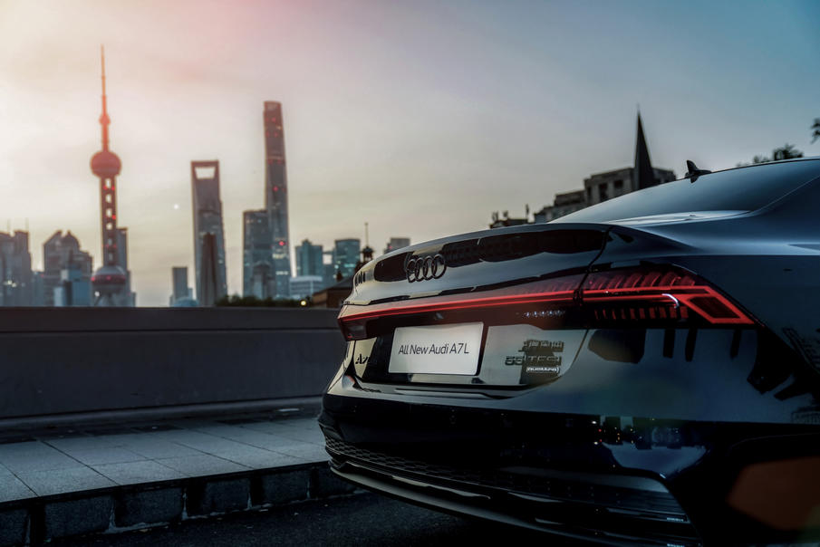 奥迪a7l55tfsi先行版试驾,3.0t的奥迪a7有多强