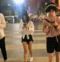 千万别惹女人搞笑视频,爆笑gif姑娘你已经突破天际啊