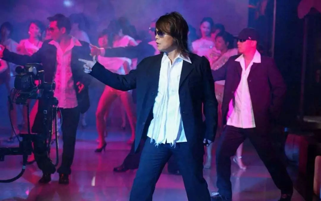 伍佰8090年代演唱会,伍佰演唱会80年后的青春回忆