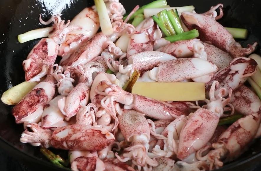 原味鱿鱼仔的制作方法,广东人鱿鱼仔最简单的家常做法