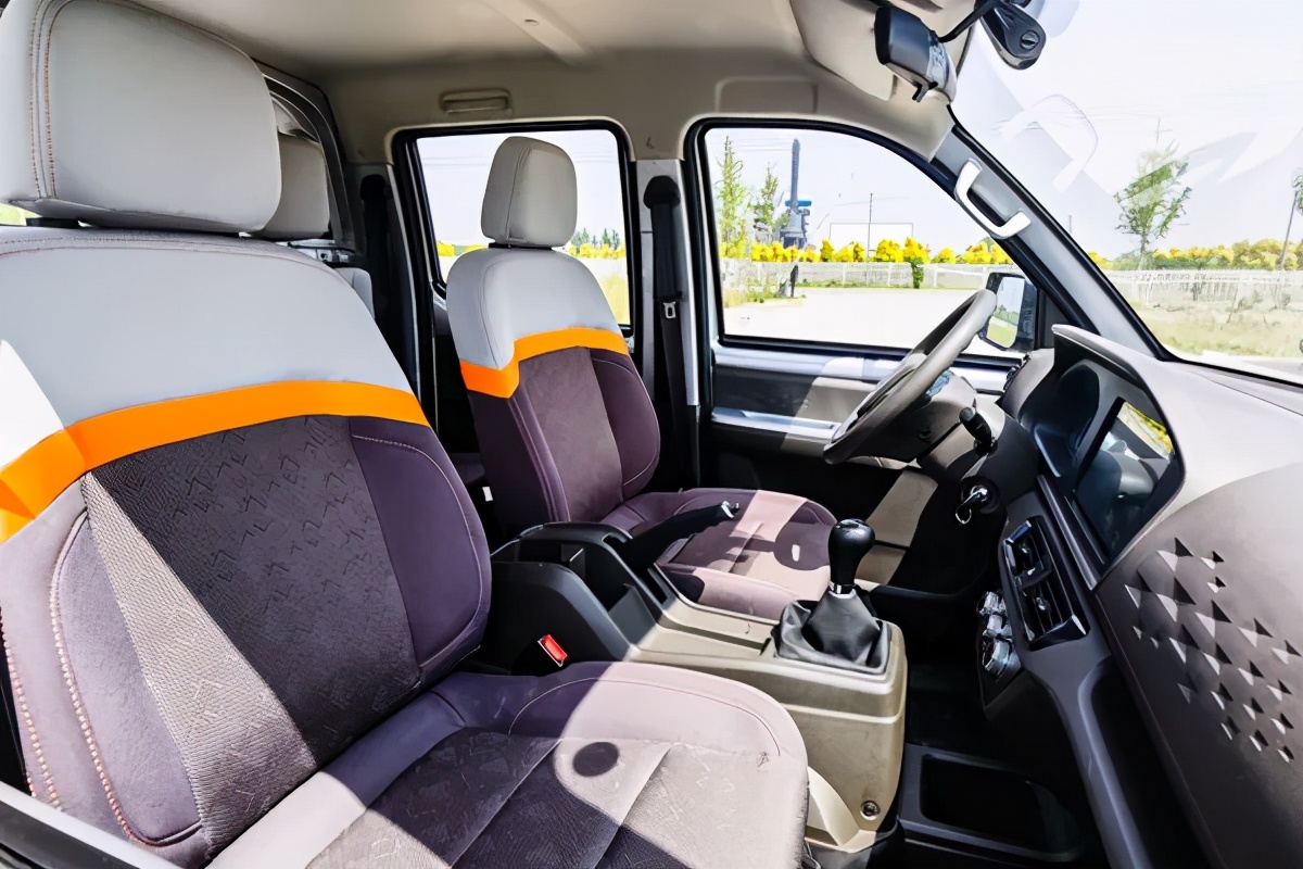 实拍东风小康C71/C72，这款车究竟“超牛”在哪里｜卡车之友网