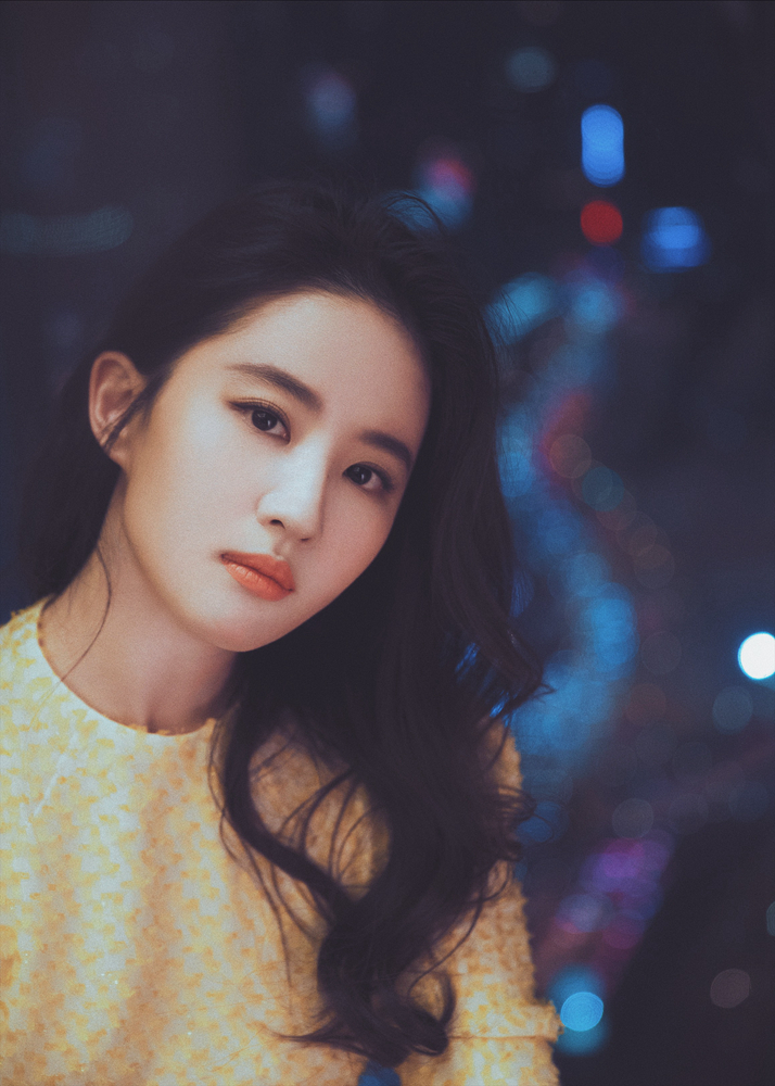 笑起来不露上牙的明星,露齿笑很丑的明星