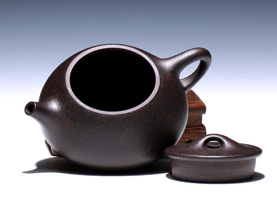 宜兴原矿紫砂壶和化工壶的区别,紫砂壶怎么辨别是不是化工原料