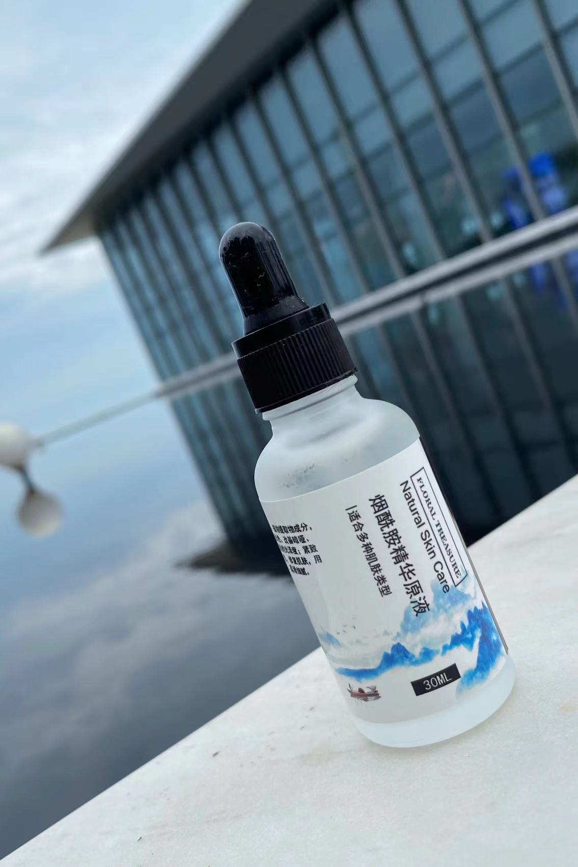 面部补水保湿美白精华液,精华液补水美白提亮肤色哪个好用