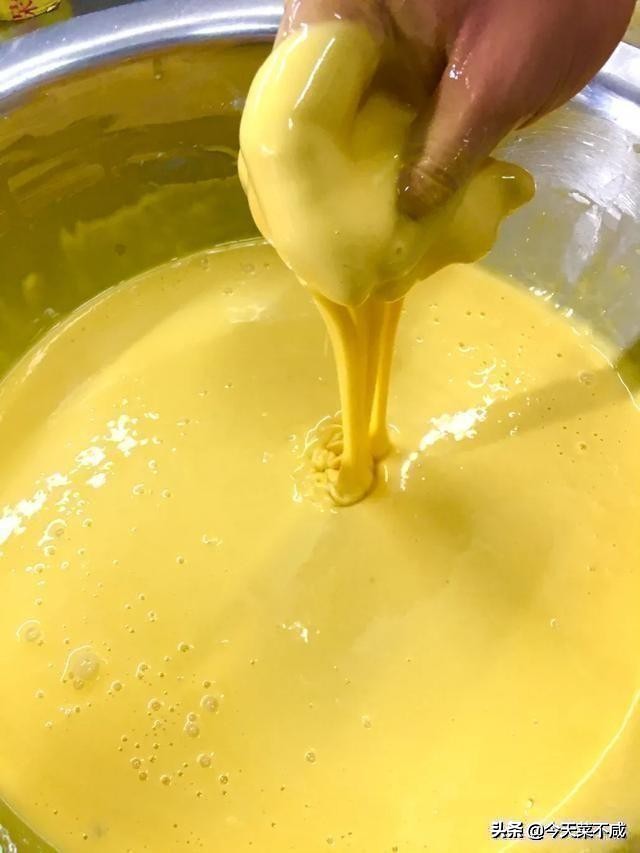 厨师挂糊技巧,炸河虾挂糊怎么做又酥又好吃