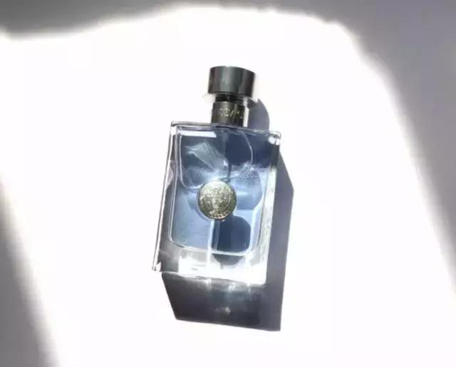 喜欢大海的朋友注意了，让我来告诉你几款水系香水