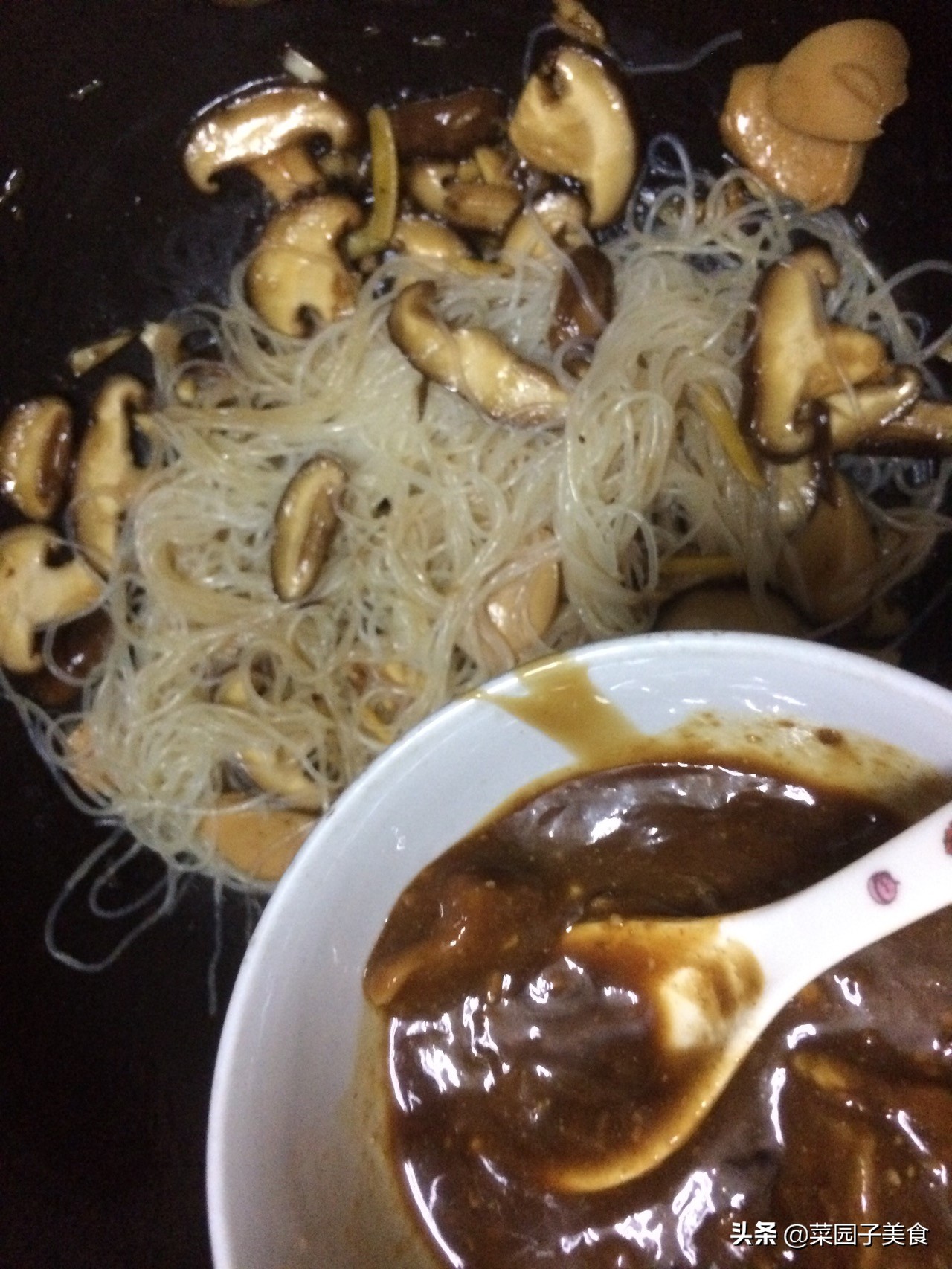 早餐米粉怎么做才香又回味,香菇米粉最简单做法