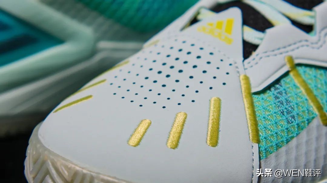 罗斯12芝加哥,罗斯12复刻圣诞节