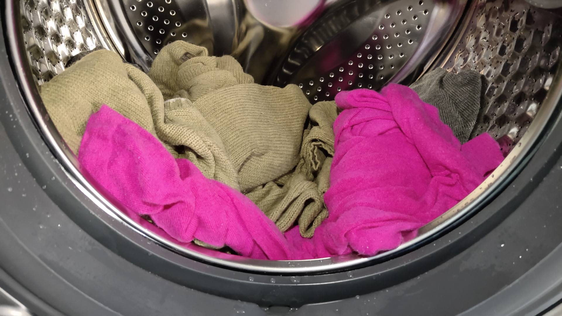 洗烘套装真的能烘干完直接穿吗,选对洗烘套装让衣物护理事半功倍