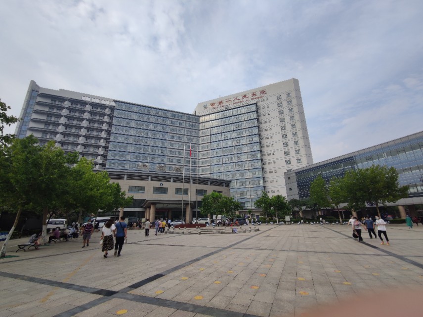 商丘蓝天白云,商丘市第一人民医院全景图