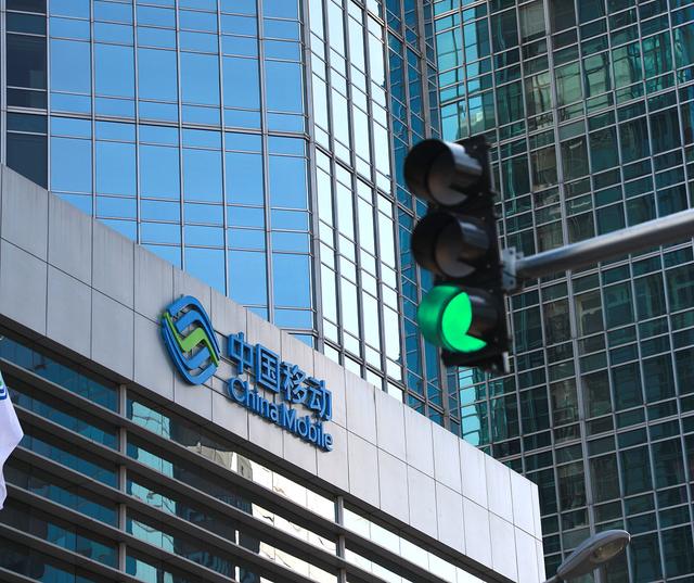 中国移动手机如何关闭无线网,手机连接wifi用不用关闭移动数据