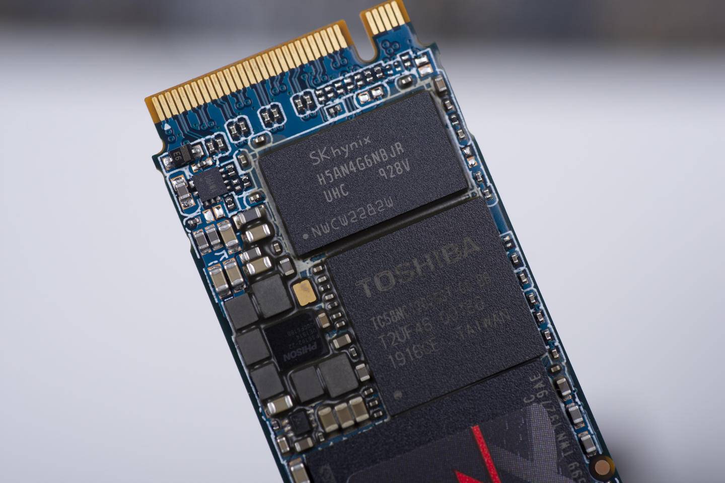 东芝vsv,台电nvme固态硬盘怎么样