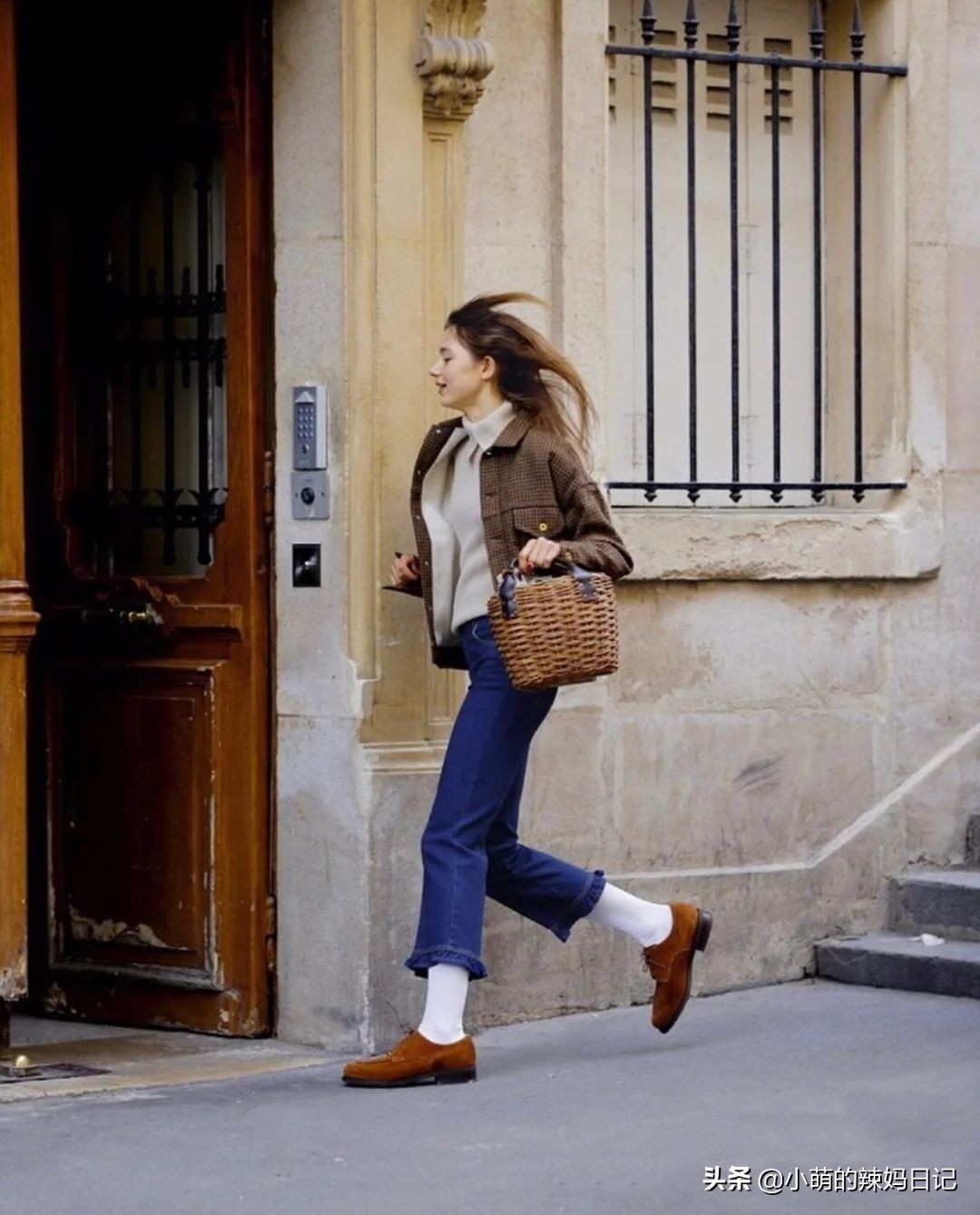 今年流行的露袜穿搭你知道吗,今年流行什么袜子裤脚好看