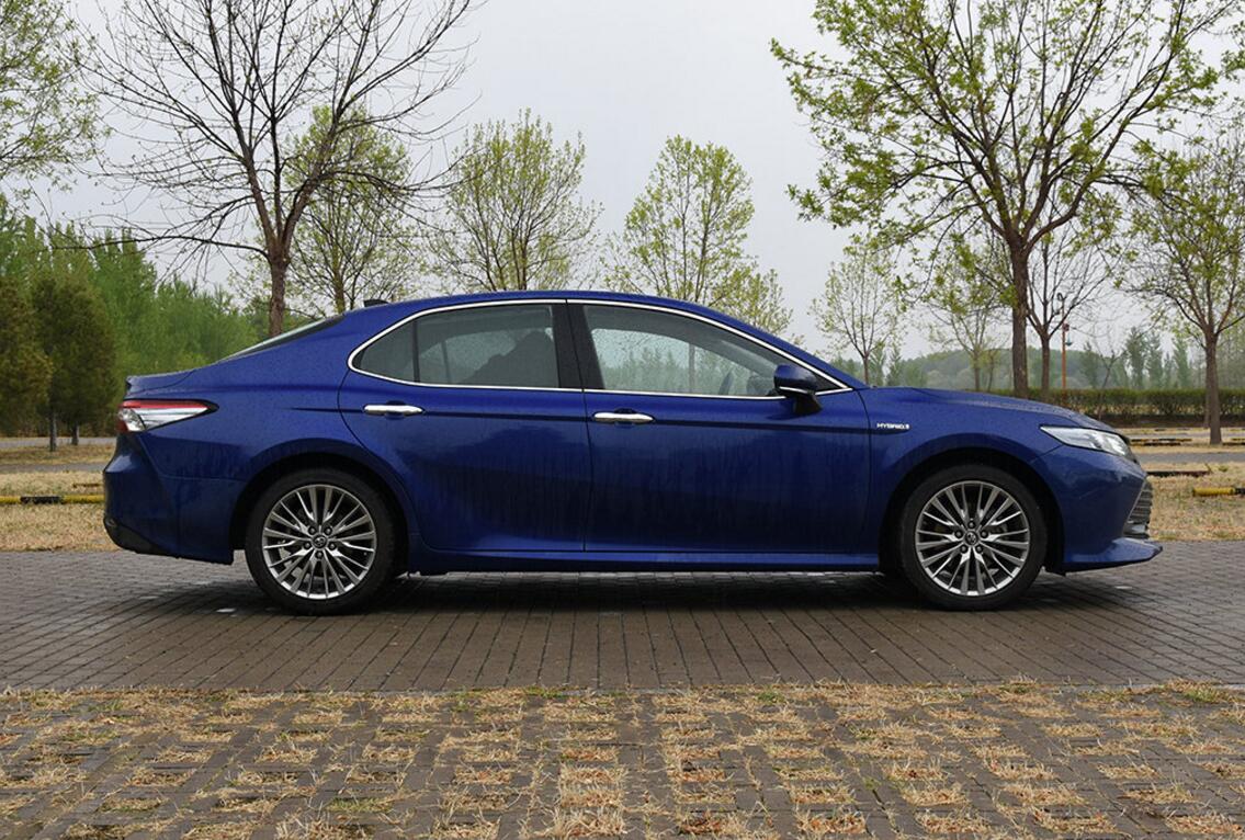 10年运动操控舒适俱佳的b级车,最省油耐用最便宜b级的良心车