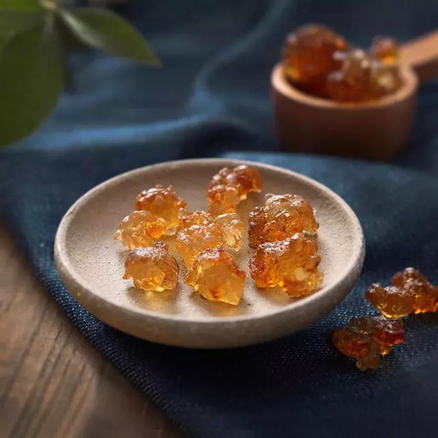 为什么港台女明星那么漂亮,为什么港台艺人都很低调