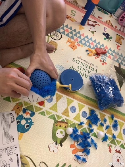 陈赫为张子萱庆生视频,陈赫罕见晒与张子萱合照秀恩爱