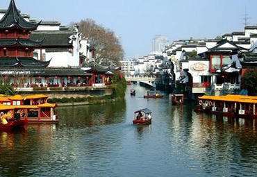 鹧鸪天大明湖即景,鹧鸪天南京夫子庙