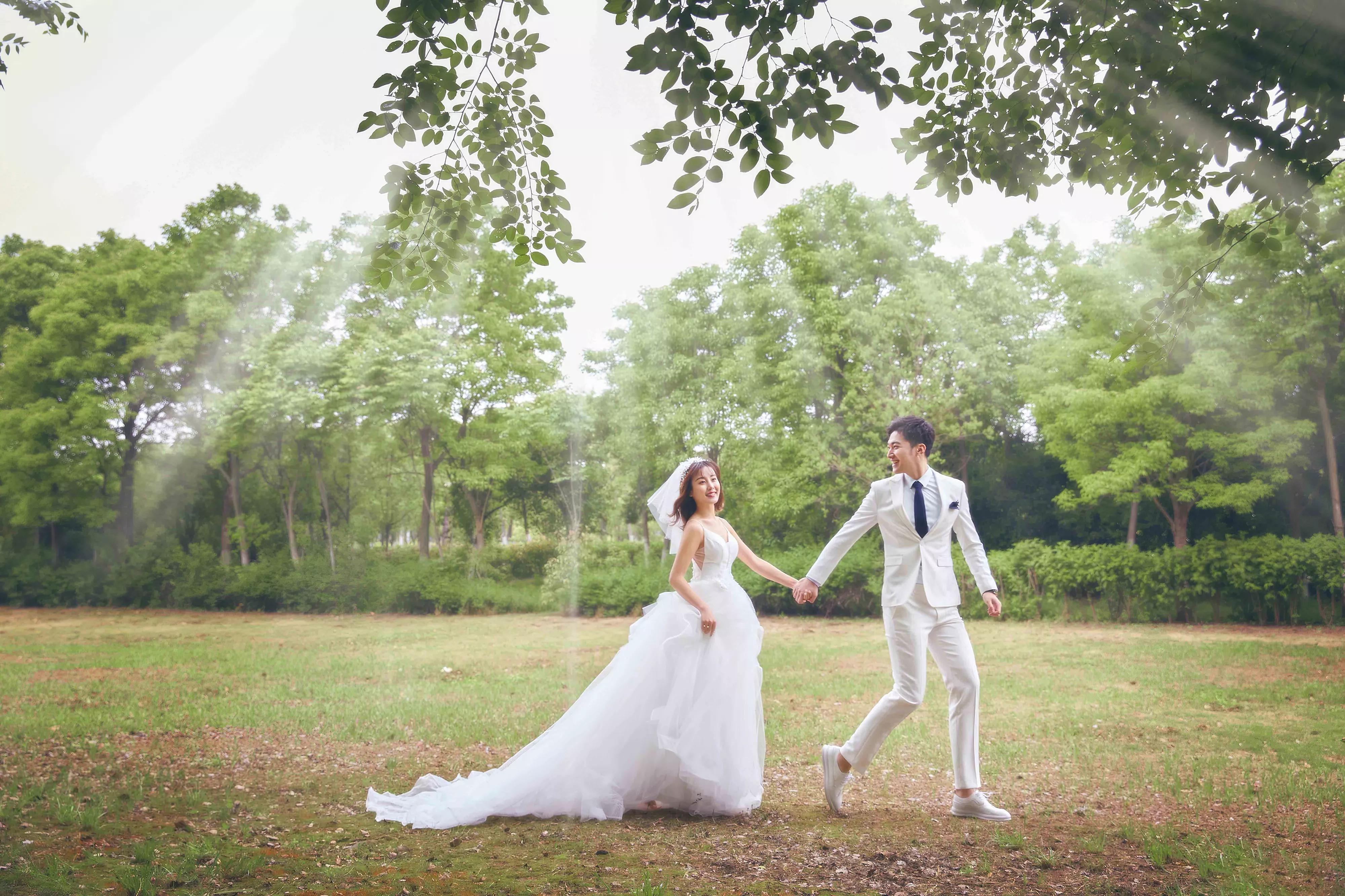 备婚攻略如何挑选适合自己的婚纱,结婚时婚纱怎么选