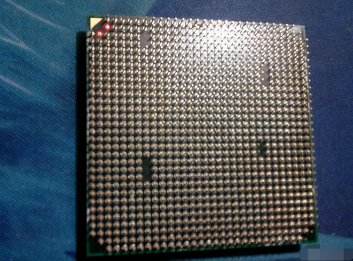 电脑开机一会就死机画面定格,电脑频繁死机画面定格