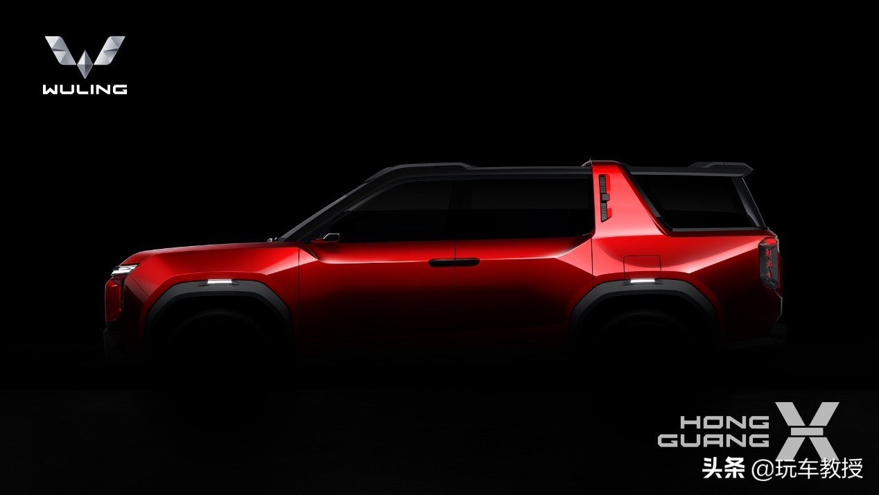 wey坦克300银色量产实车,wey新车坦克300外尺寸