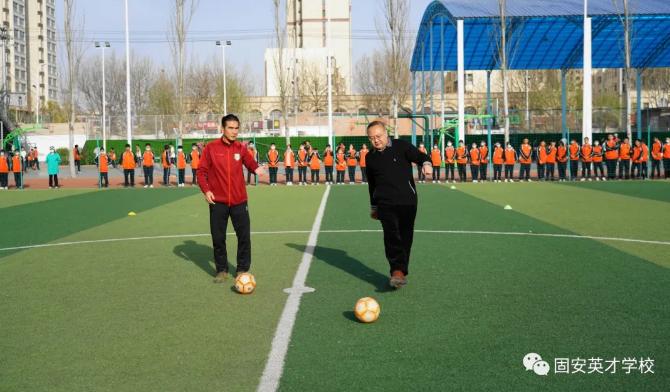 二年级足球比赛校长杯,校长杯足球赛启动仪式