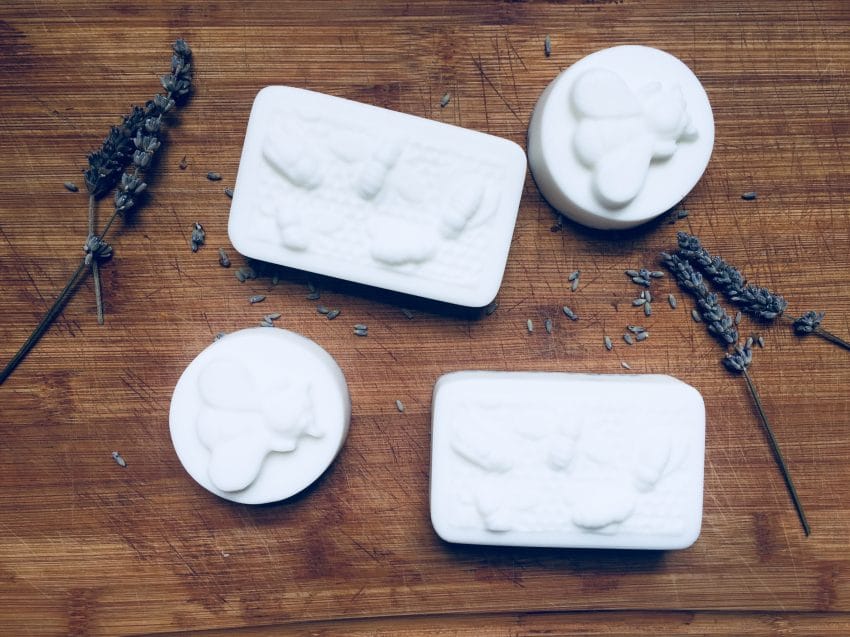 废弃的香皂怎么做香皂,自制适合夏天洗澡的香皂